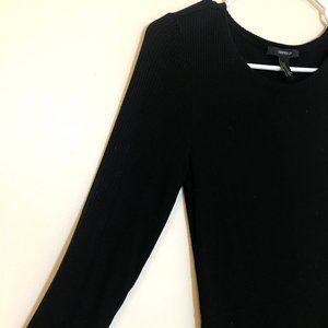 🌟Simple long-sleeve black skater dress